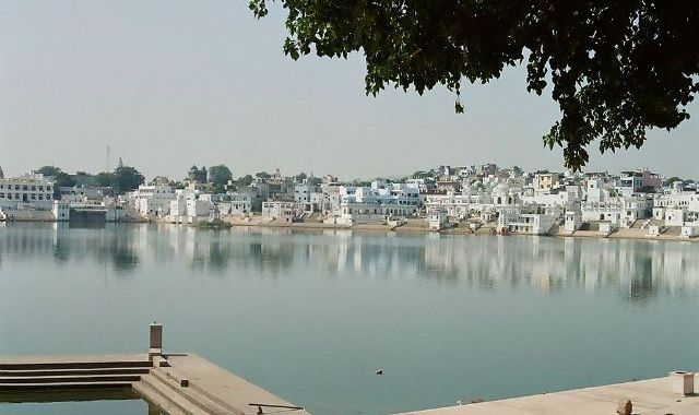 Pushkar Lake Bank, Rajasthan