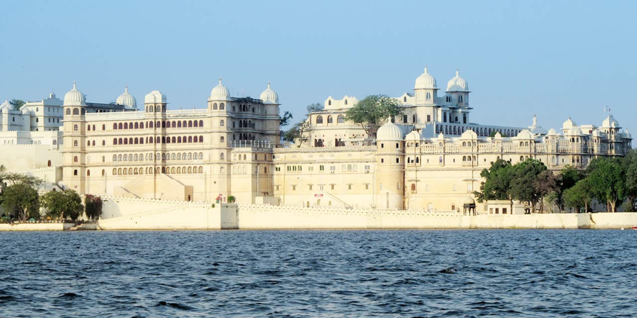 Top Forts and Monuments to Explore in Rajasthan