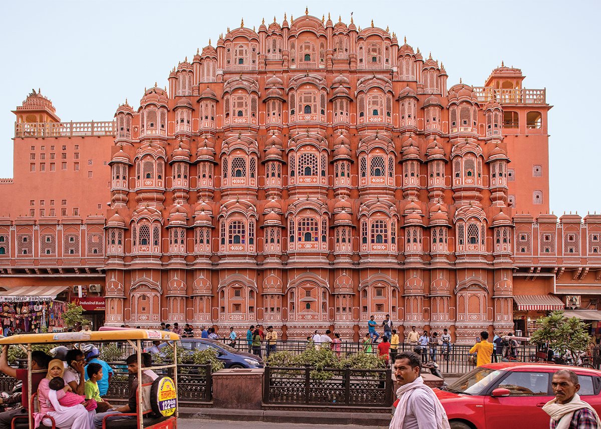 Hawa Mahal in Jaipur - A Complete Travel Guide