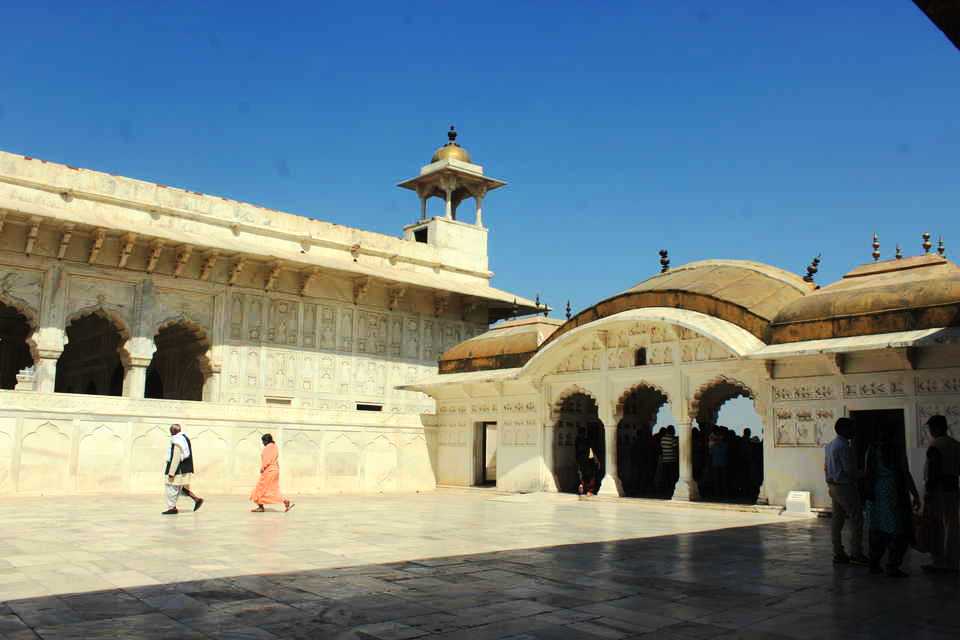 Fortaleza de Agra - bellas estructuras cerca de Taj Mahal