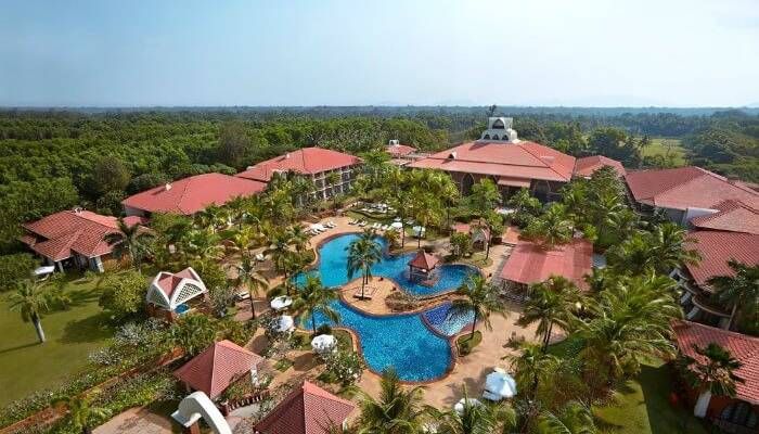 Ramada Caravela Beach Resort